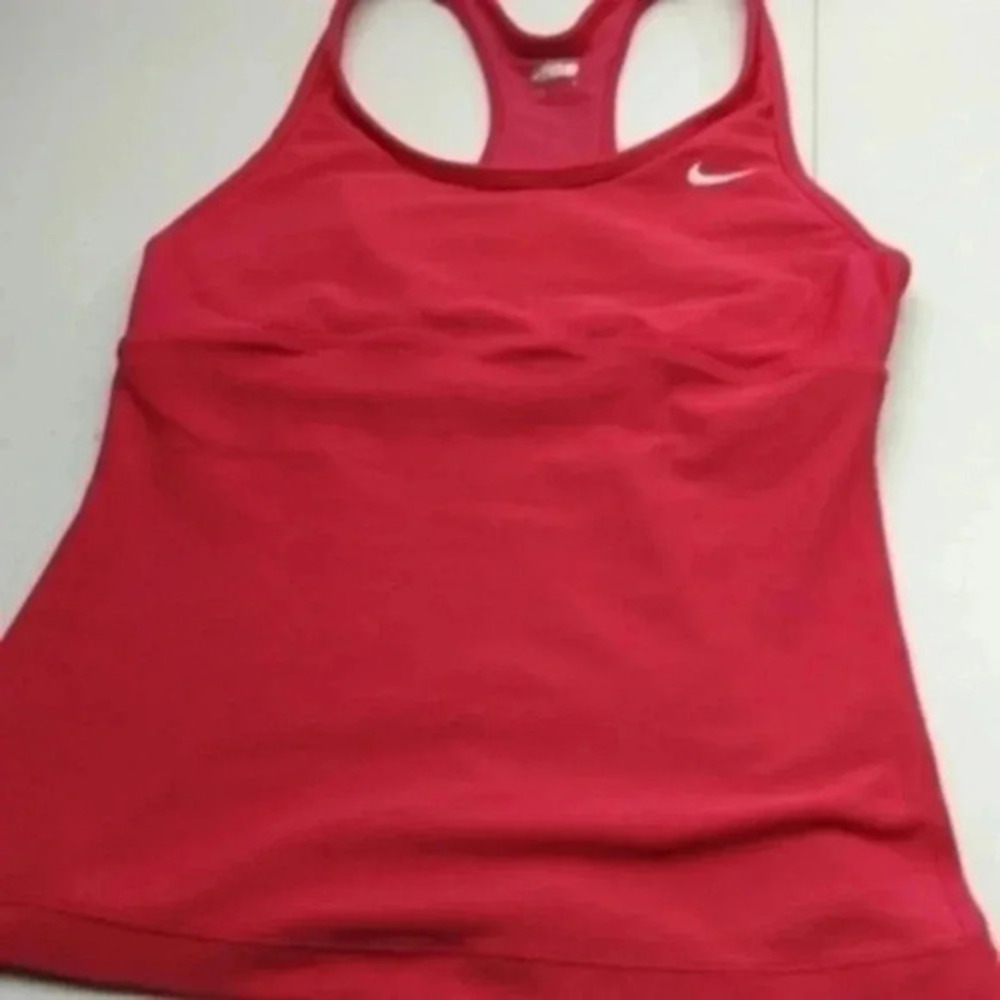 Nike sports top S
